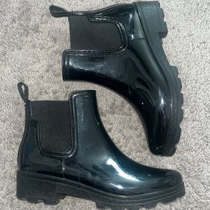 Black Rain Boots GUC Size 8